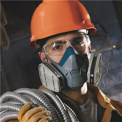 3M 6500 Series Rugged Comfort Half Mask Respirator 6501